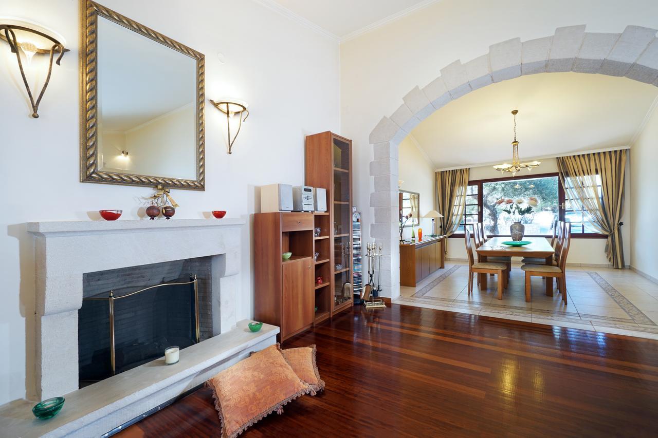 Kounoupidhianá Villa Thealassa מראה חיצוני תמונה